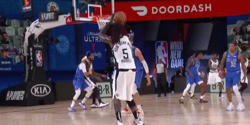 就你叫东契奇啊？乔治反弹砍35分，鱼竿送你了