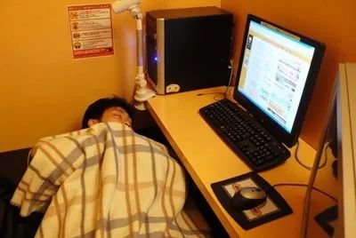 日本网吧难民怎么来的,日本网吧中有多少难民居住