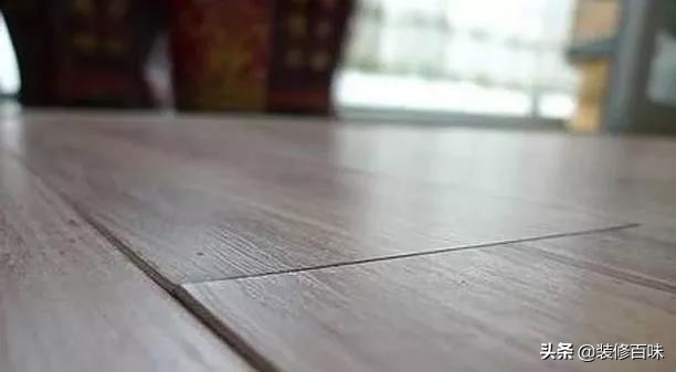瓷砖地板开裂起拱,家里地板拱起了怎么办