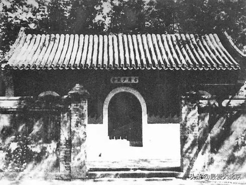 龙潭湖中湖公园游乐场摩天轮攻略,近期龙潭中湖摩天轮什么时候亮灯