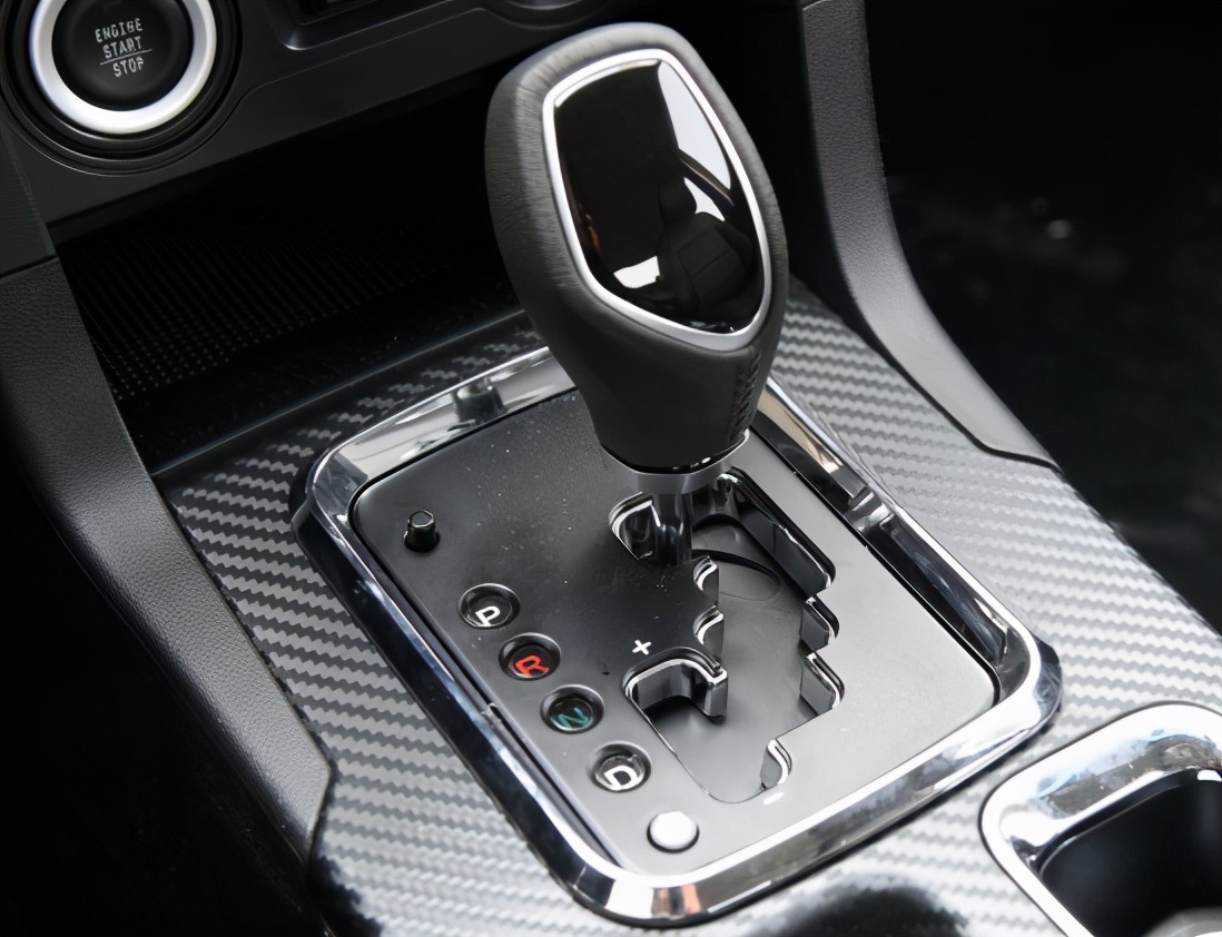 吉利远景4at变速箱维修多少钱,吉利远景的4at变速箱用换滤芯吗