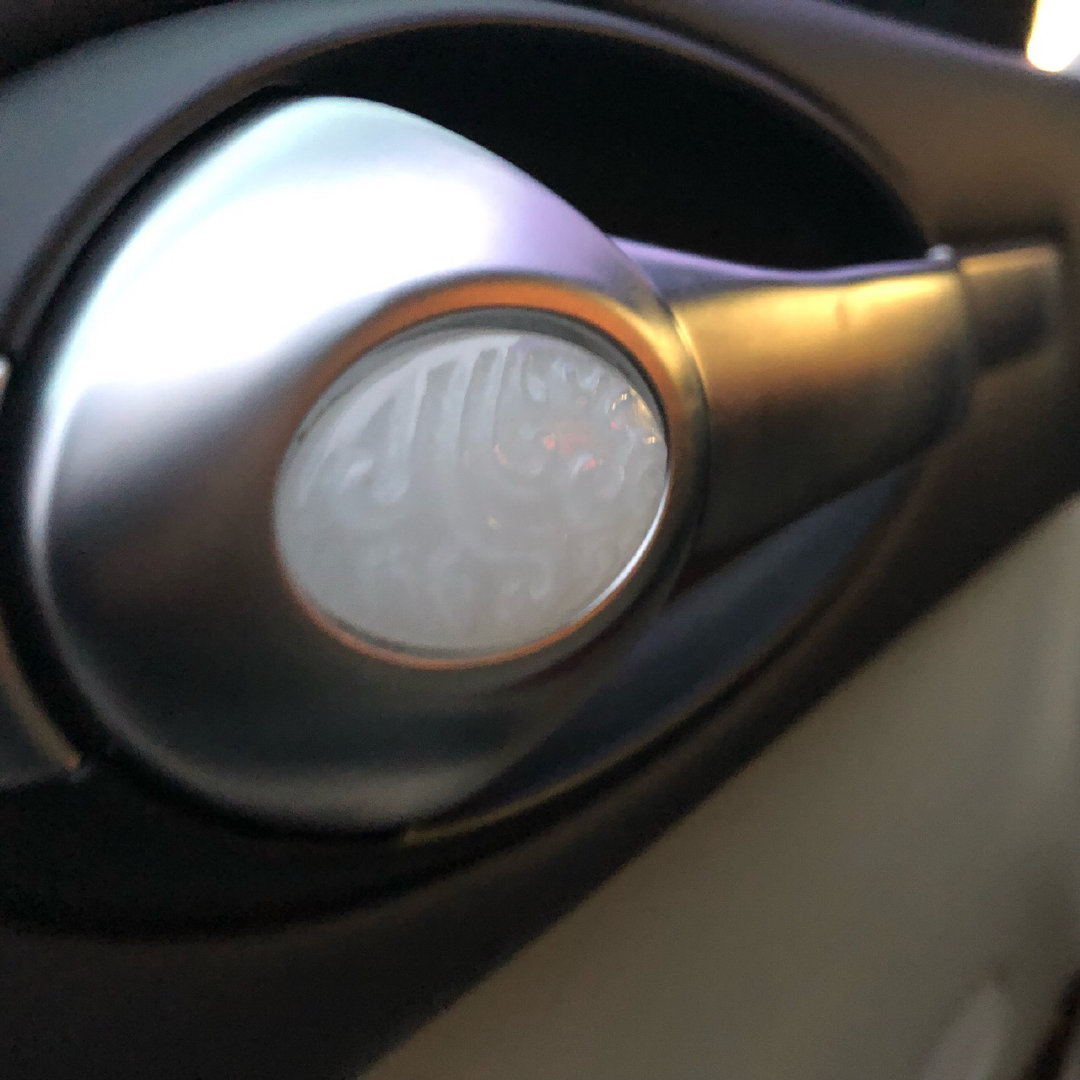 红旗l5大灯有多亮,改灯版红旗l5