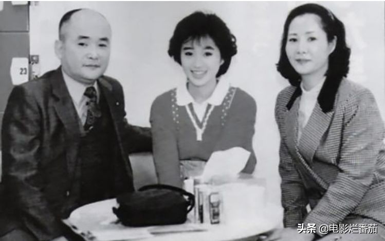 酒井法子年轻时什么样子,20年前的酒井法子有多风光