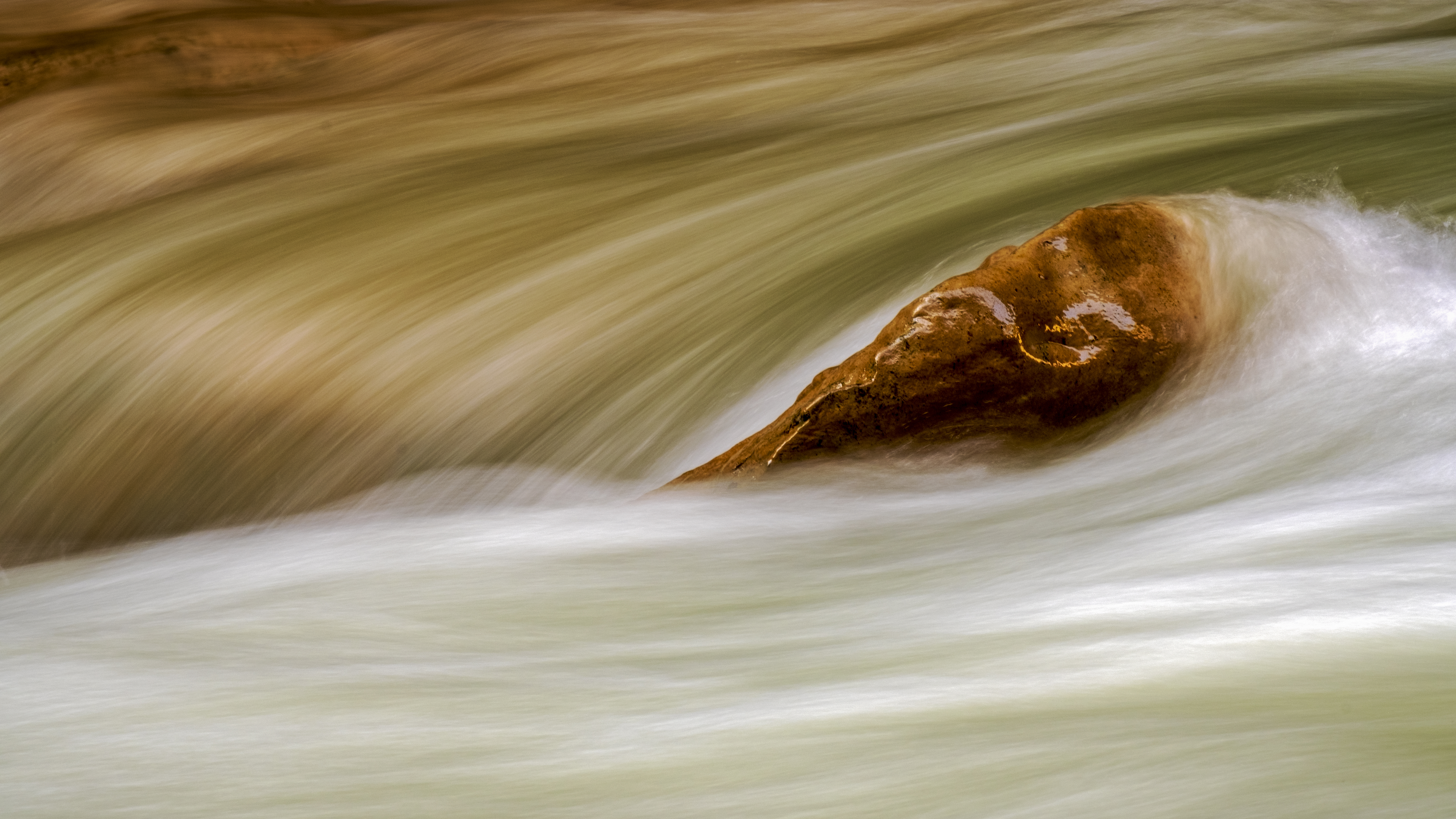秋色美景落雨图片,秋色美景绝色大图