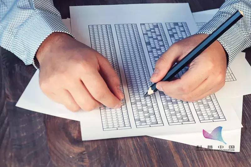 左撇子聪明还是右撇子聪明,左撇子的聪明还是右撇子的聪明