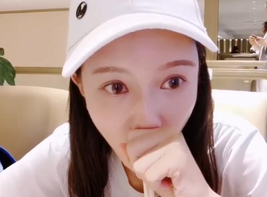 斗鱼一姐宣布恋情,户外一姐斗鱼