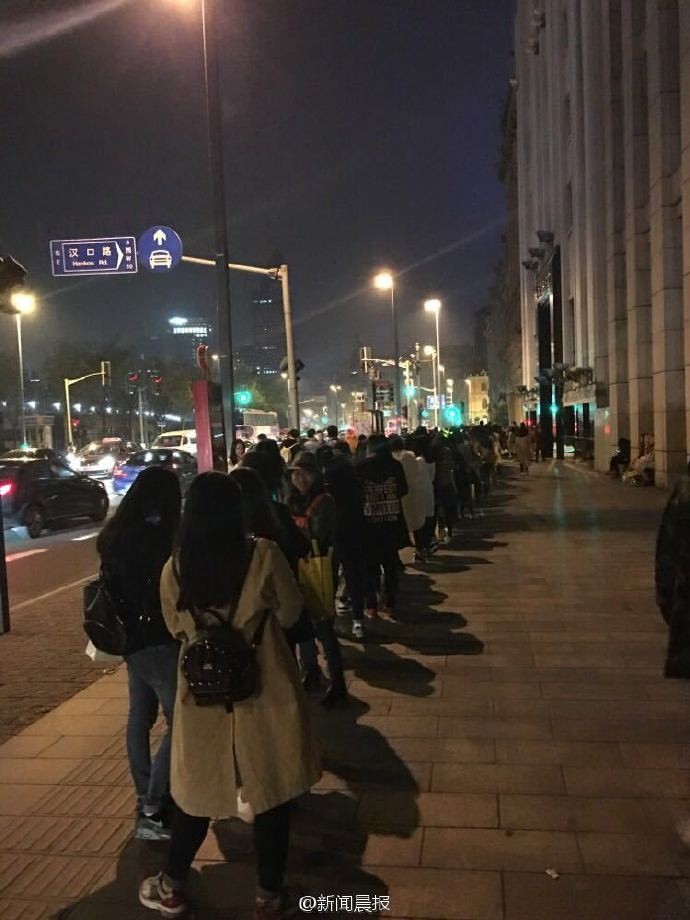 从一线影后到无戏可拍,从一线顶流跌出十八线的人