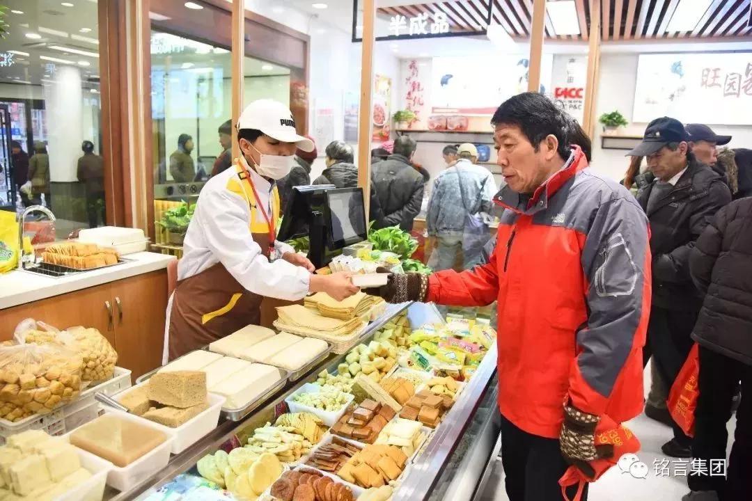 不输宜家的“菜市场”!魔都这些“土味”逛街地,敢说你都走过?