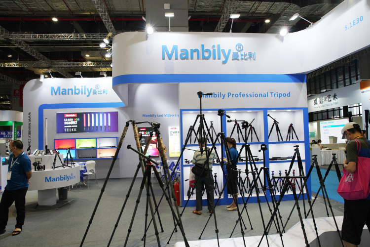 PI2020|稳定与灯光的魅力国产脚架品牌曼比利参展PI
