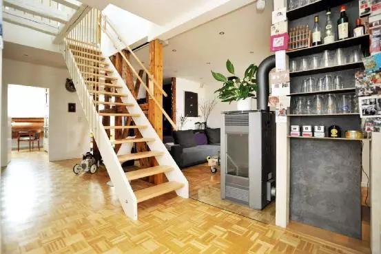 私自把房子改成民宿,低成本自己改造小复式