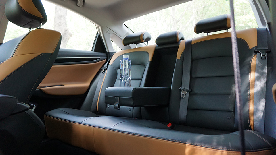 试驾新款吉利帝豪gl,吉利帝豪gl2018款试驾