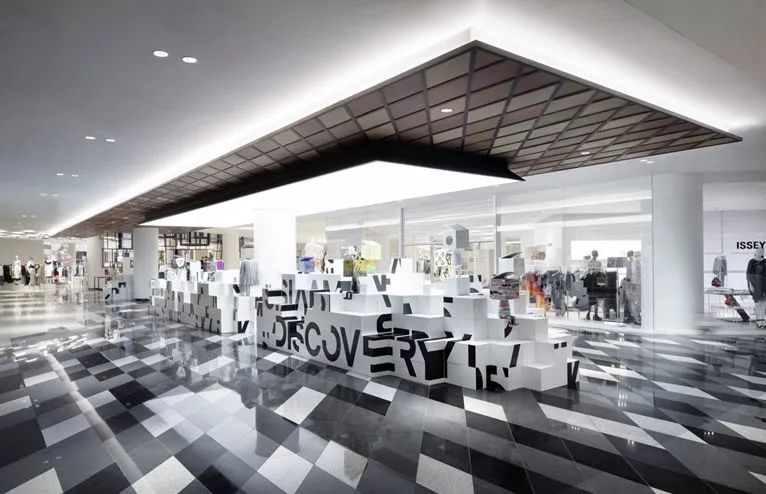 泰国大型购物中心各楼层布局,泰国的购物中心设计