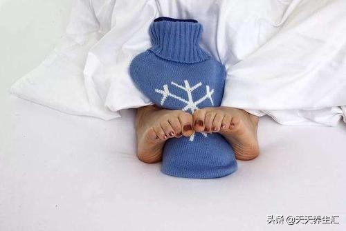 冻得直哆嗦还可以怎么表达,冻得直哆嗦下一句怎么接