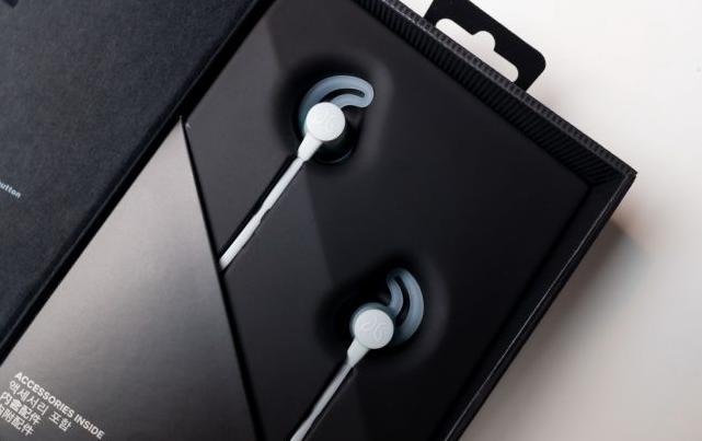 超长续航蓝牙耳机久戴不累防水,可洗澡防水降噪蓝牙耳机