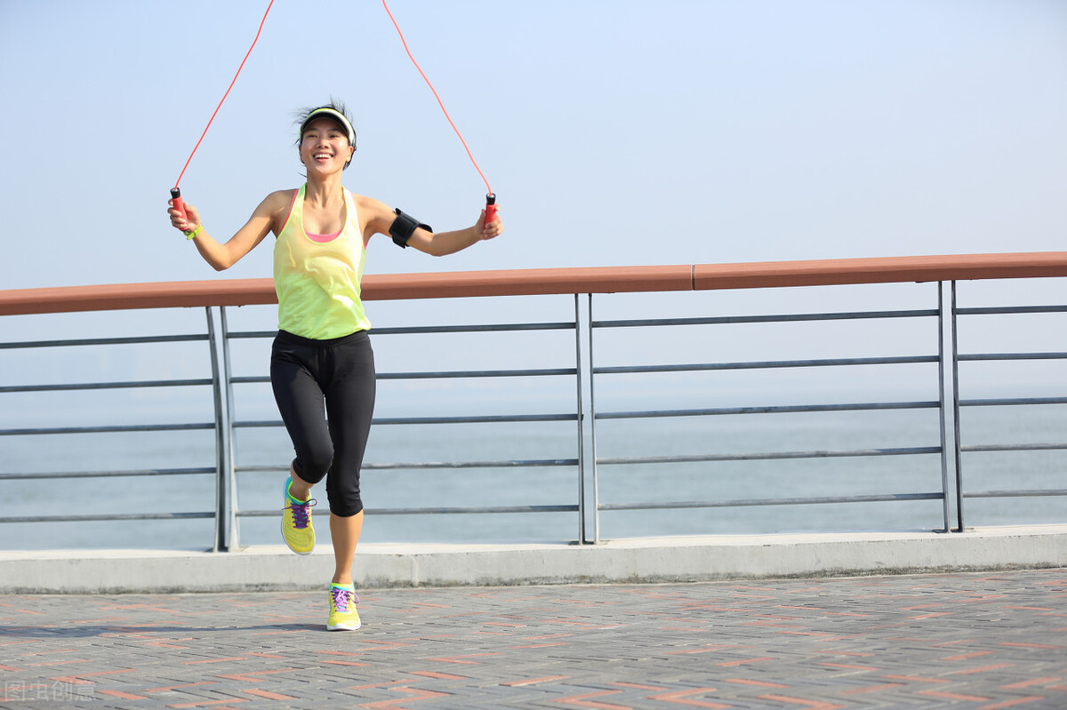 冬季早上适合什么运动,冬天早起什么时候适合运动