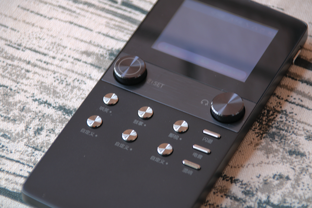 唱吧智能彩屏声卡怎么样,唱吧k10声卡里面什么混响唱歌好听