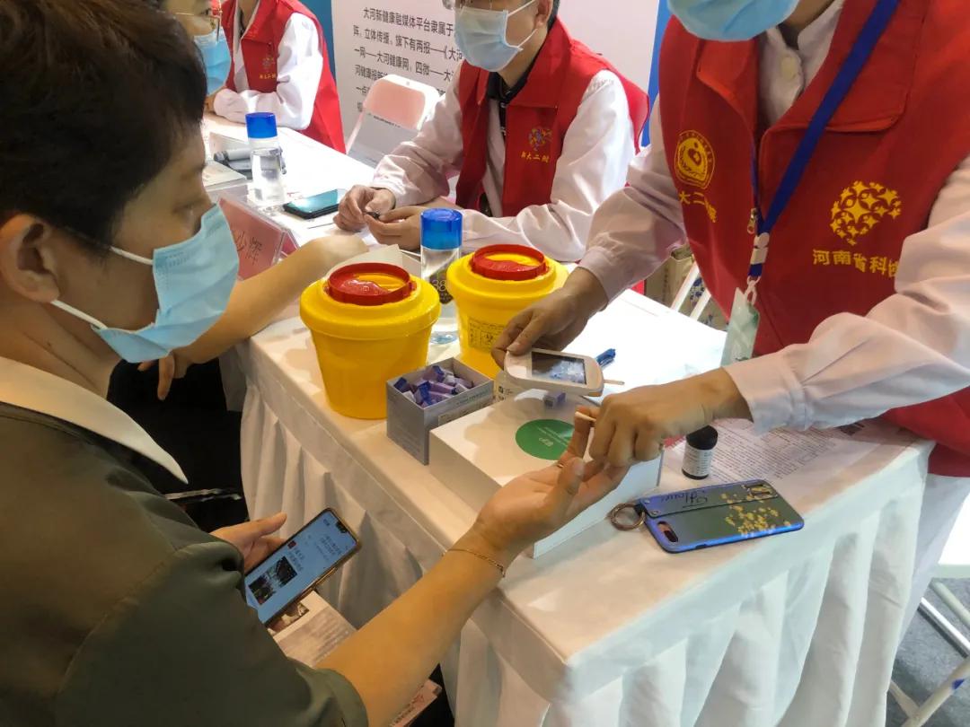 大咖云集国内知名专家来我院义诊,康复专家齐上阵义诊来袭暖群心