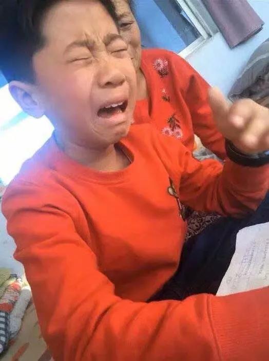 “年度最惨小学生”上人民日报：拒绝作业丢失，这iPad太好用