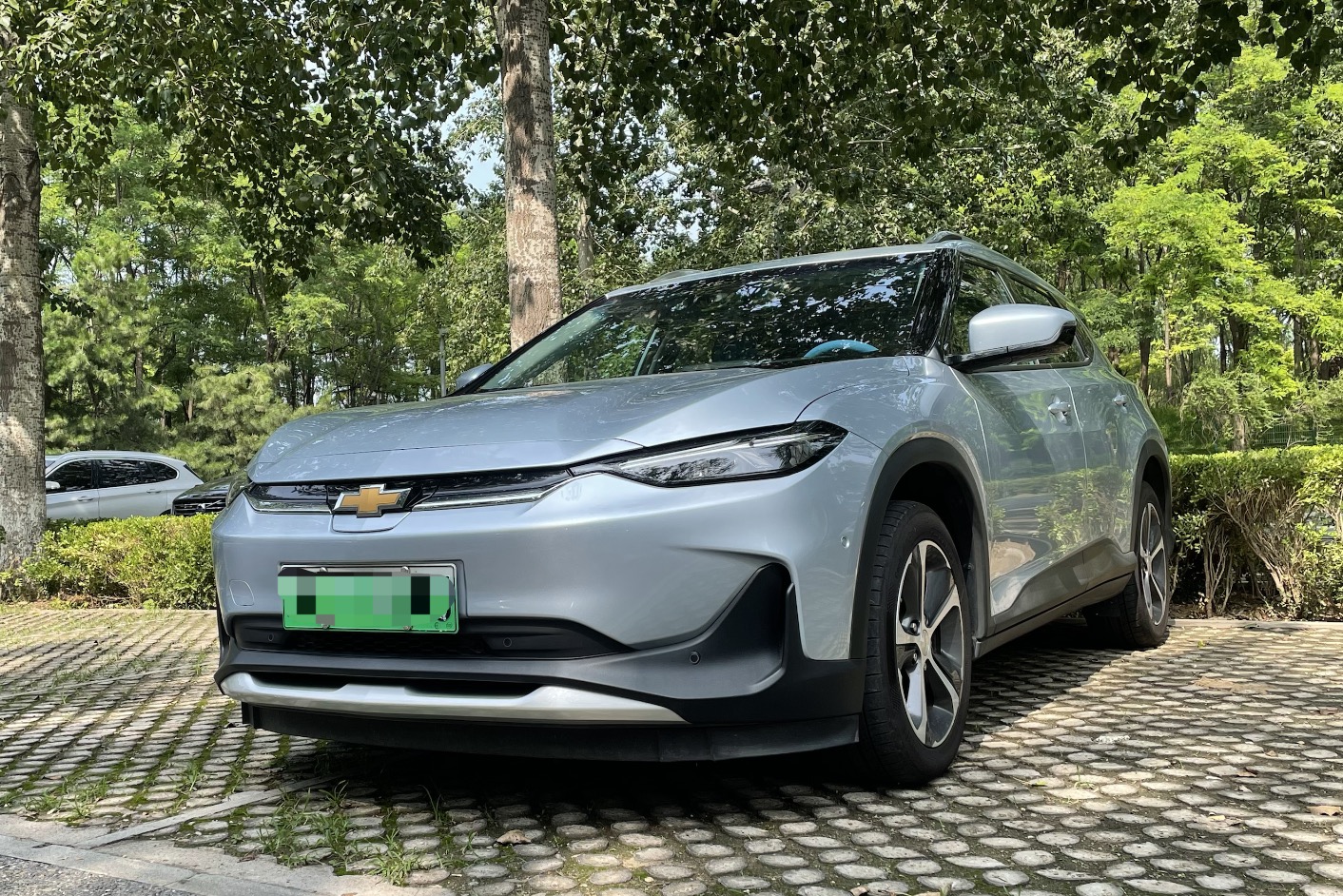 小白女司机与畅巡的完美邂逅。