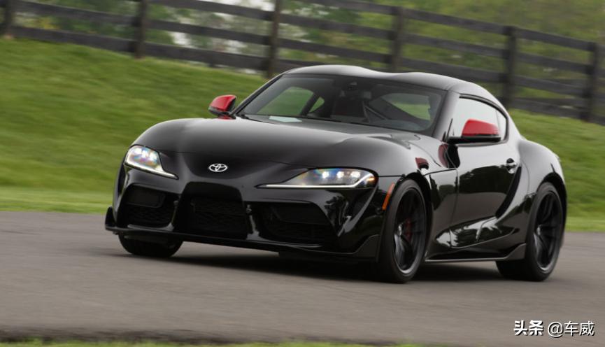 宝马z4m40ivs丰田牛魔王supra,全新一代supra外媒评论