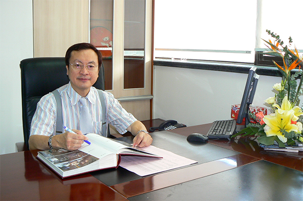 我的启蒙老师完整版免费,我的启蒙老师梗概