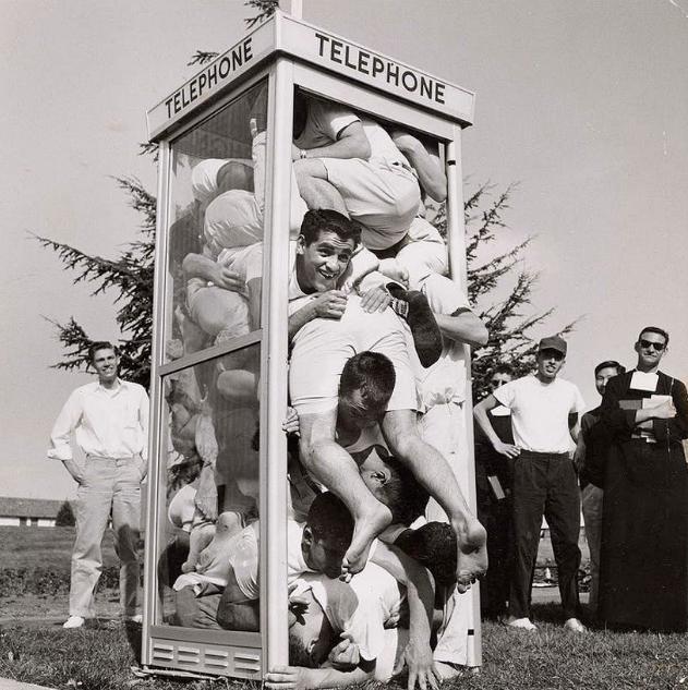 历史上真实的50张老照片,历史上一些令人震撼的老照片