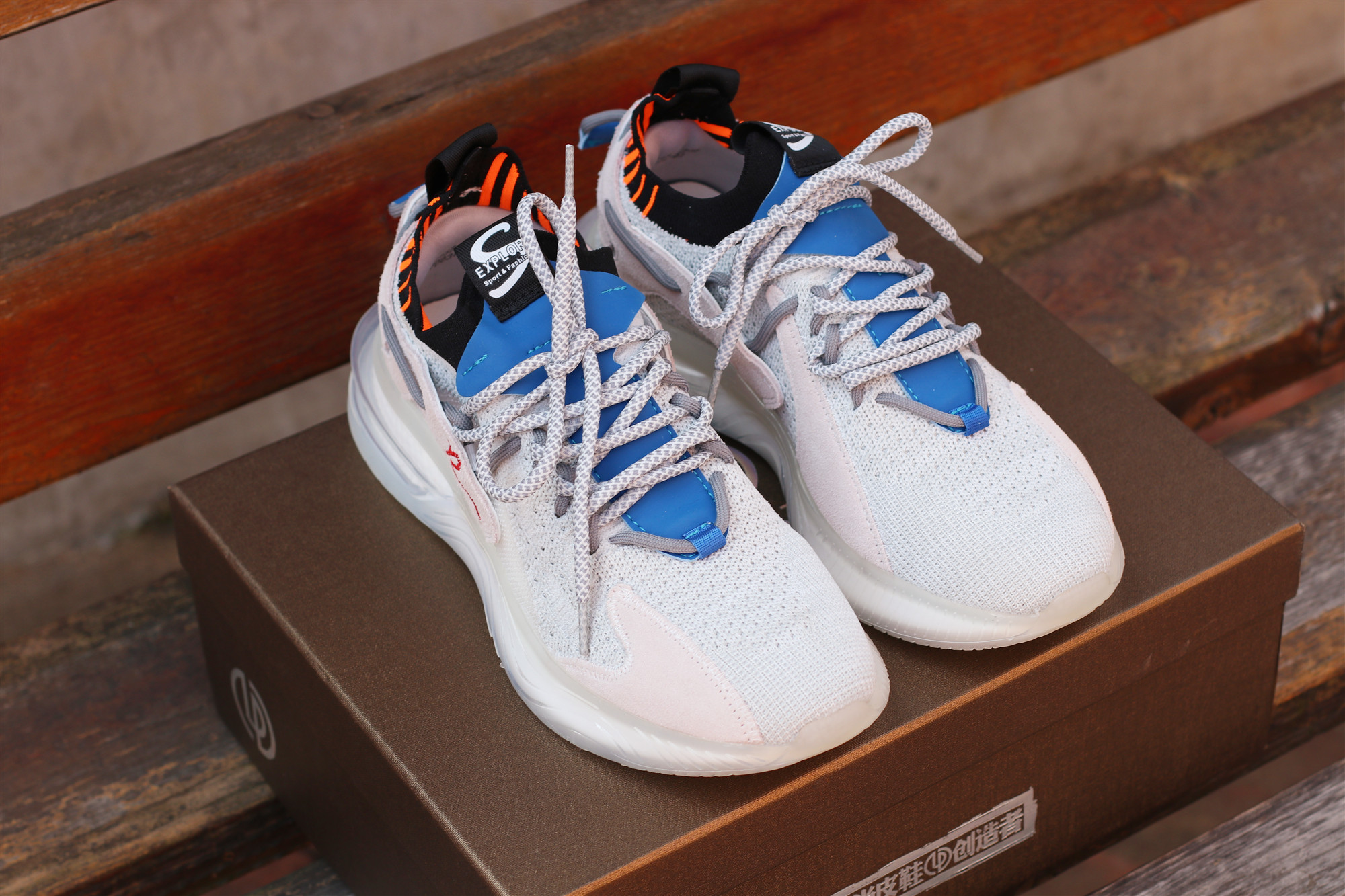 能与nike抗衡的国产品牌,可以与nike匹敌的牌子