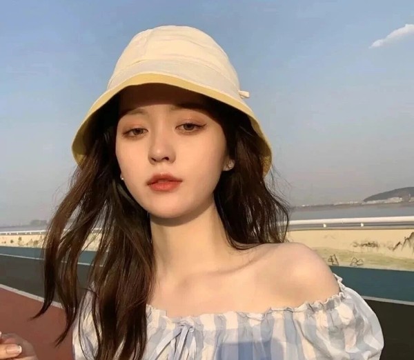 小小唇膏作用大，还你嘟嘟唇！4款好用的润唇膏，哪款让你心动？