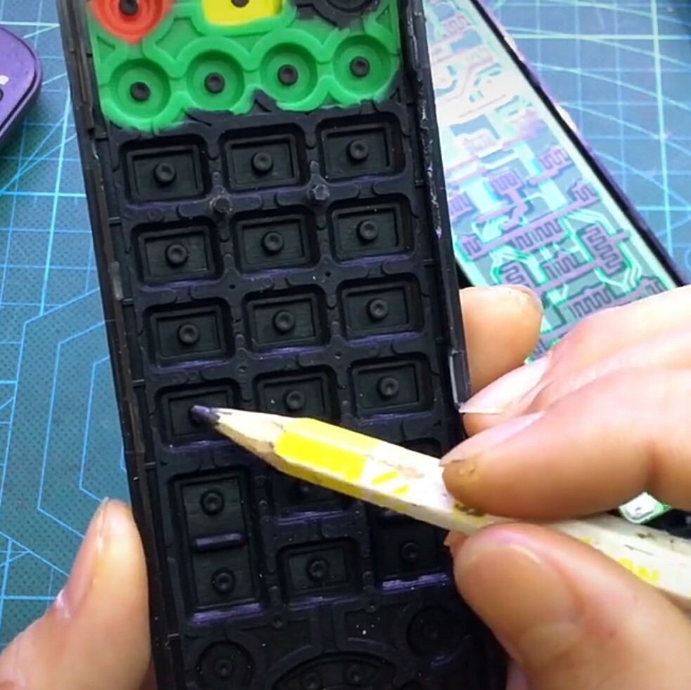 遥控器坏了哪里可以修,家用遥控器坏了怎么修复