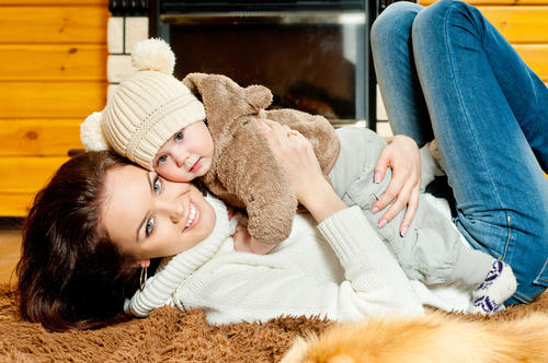 不想让自己妈抱自己的孩子,不想让别人抱孩子