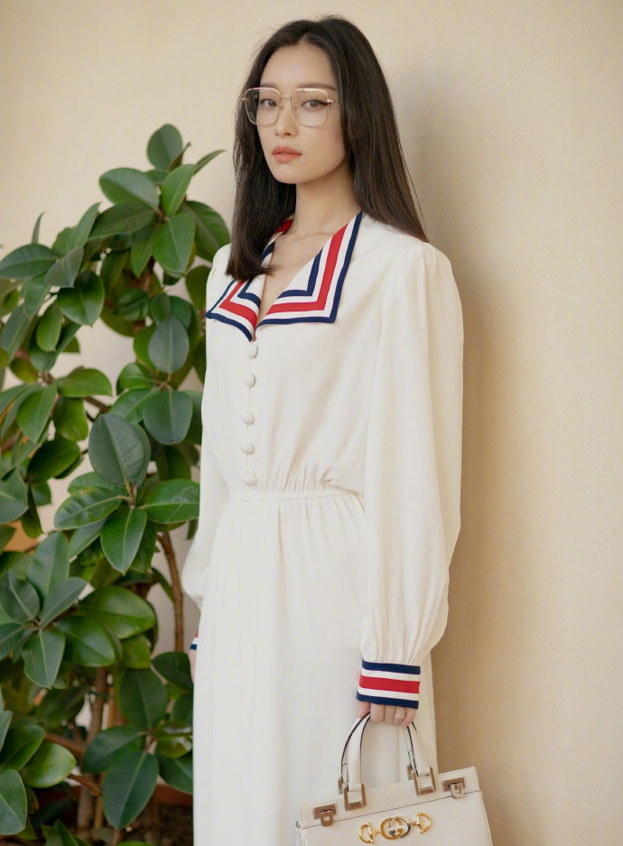 李宇春获时尚独宠,李宇春戛纳红毯gucci