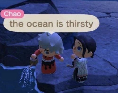 海面燃起火焰,海面火光冲天