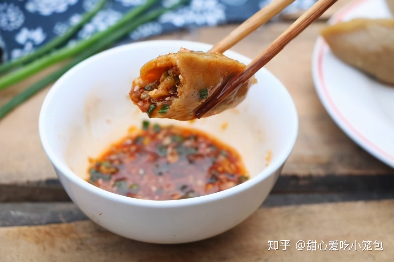 山药蛋和莜面栲栳栳,只有莜面栲栳栳还有个山药蛋