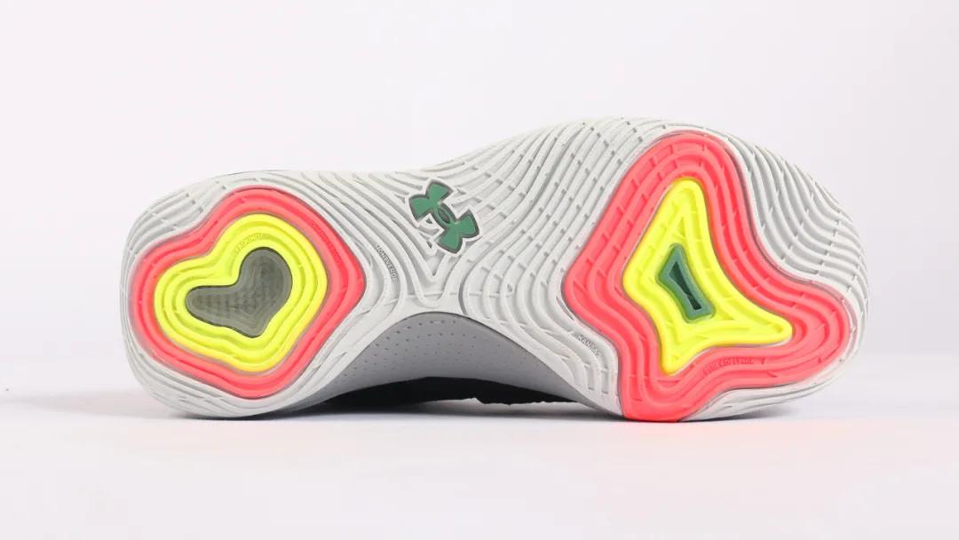 恩比德上脚球鞋2024,球鞋开箱哈登2