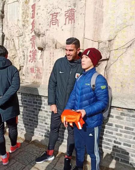 山东鲁能足球队归化球员,鲁能归化球员最新消息