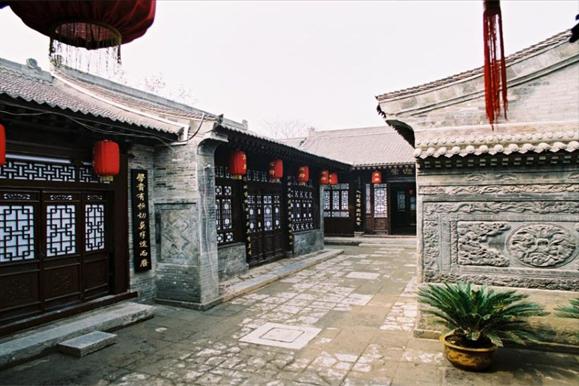 西安莲湖区20个旅游景点，3个是公园，其他17个历史底蕴丰厚