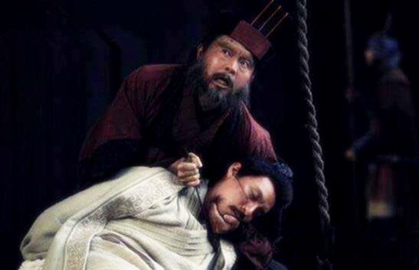 韩信吃不到兵线拿不到野怎么能赢,韩信的能力是怎么来的