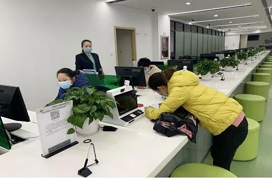 群众利益无小事，南明区医保局多举措为群众解决就医难题获点赞