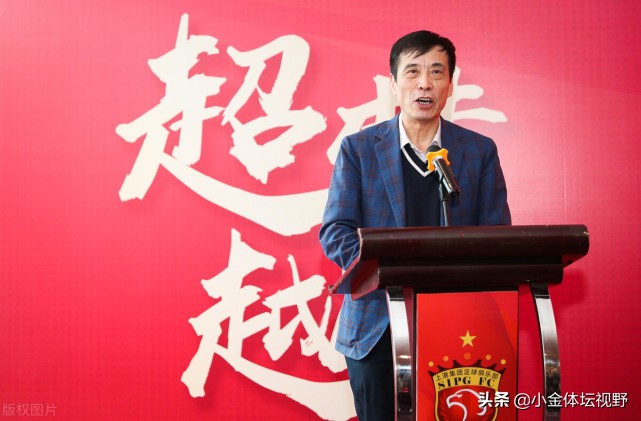 上港这下赚了！力压群雄签下国脚铁卫，鲁能先后“送上”两份大礼