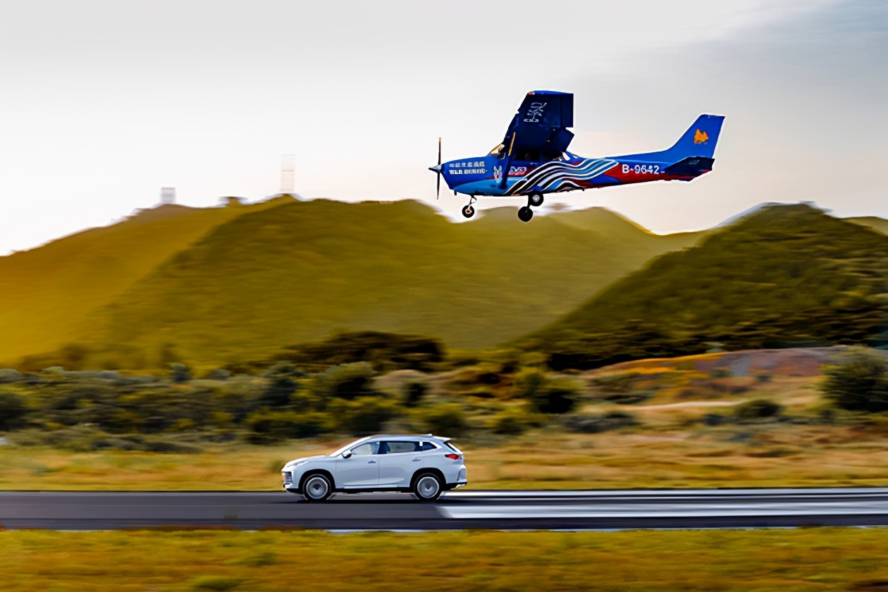 试驾星途凌云400T用自主品牌SUV跑“0-4”是种怎样的体验？