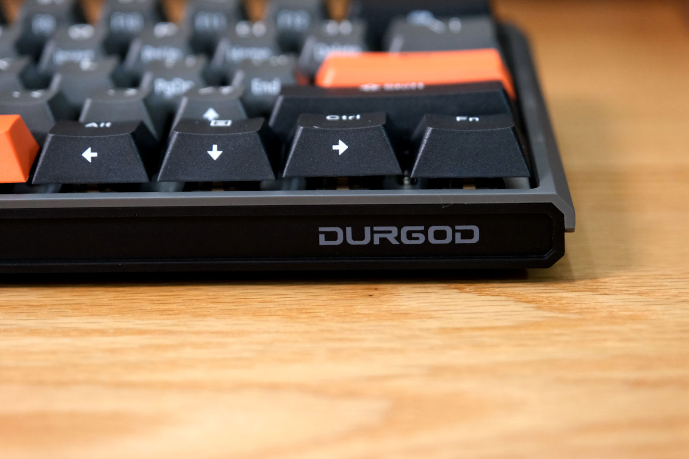 杜伽键盘k330w开箱,机械革命k330键盘