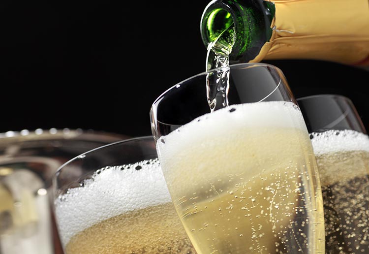 红酒正确喝法视频教程,红酒的神仙吃法