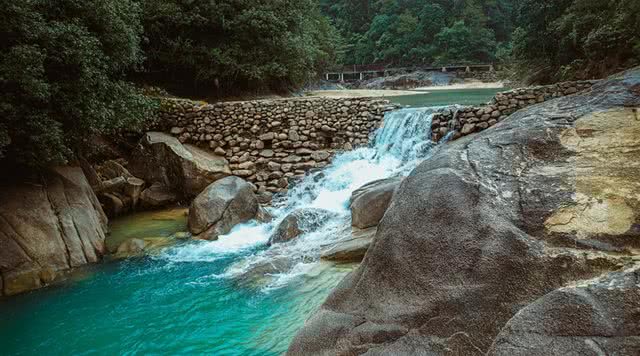 广东天子山瀑布旅游景点,广东瀑布景点有哪些