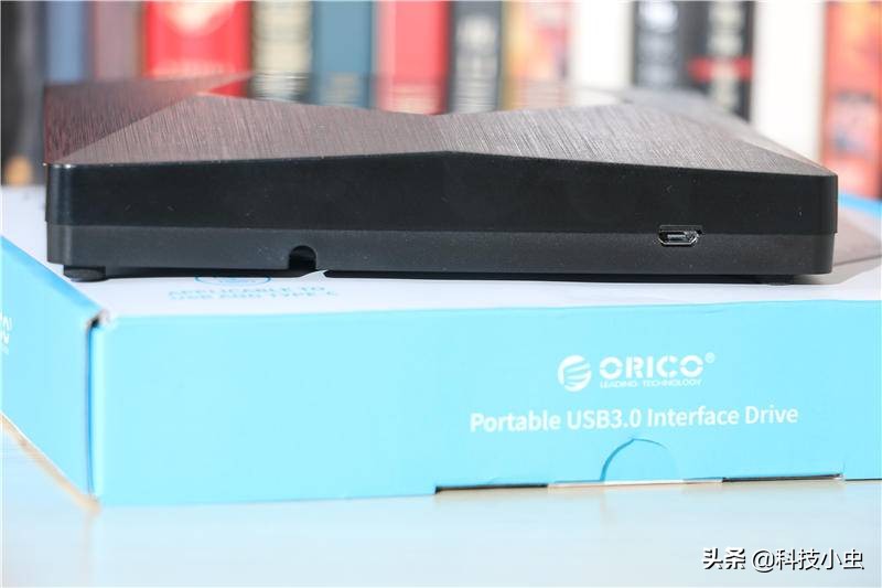 谁说光盘过时了?Orico外置DVD刻录机助你守护私密数据