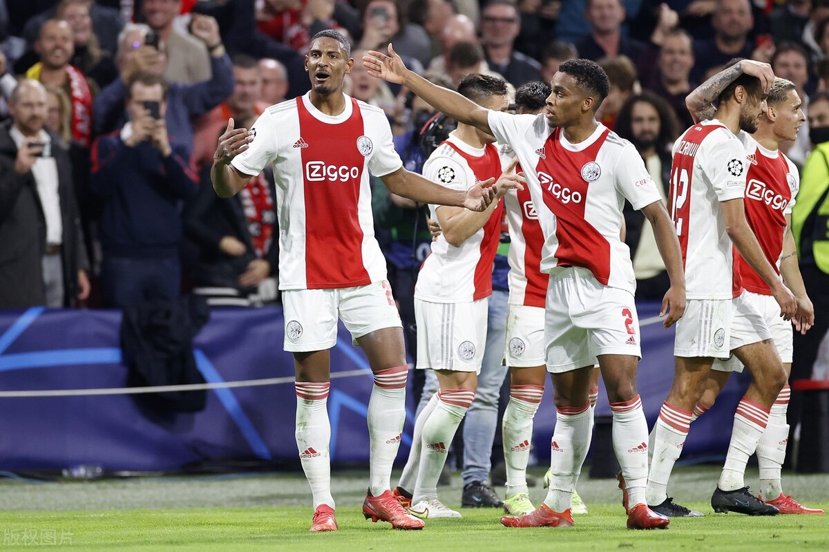 巴黎vs多特蒙德嘲讽哈兰德名场面,哈兰德对多特蒙德进球