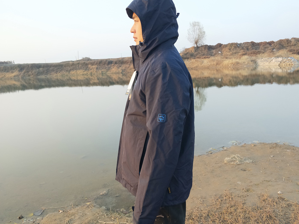 冲锋衣品牌排行榜狼爪冲锋衣,狼爪冲锋衣和骆驼冲锋衣