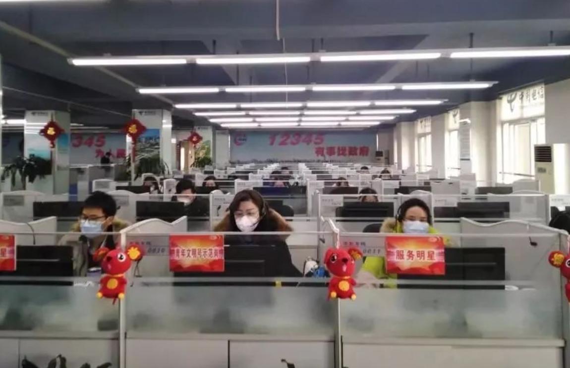 抗击新型肺炎第一线视频,武汉应对新型冠状病毒感染的肺炎