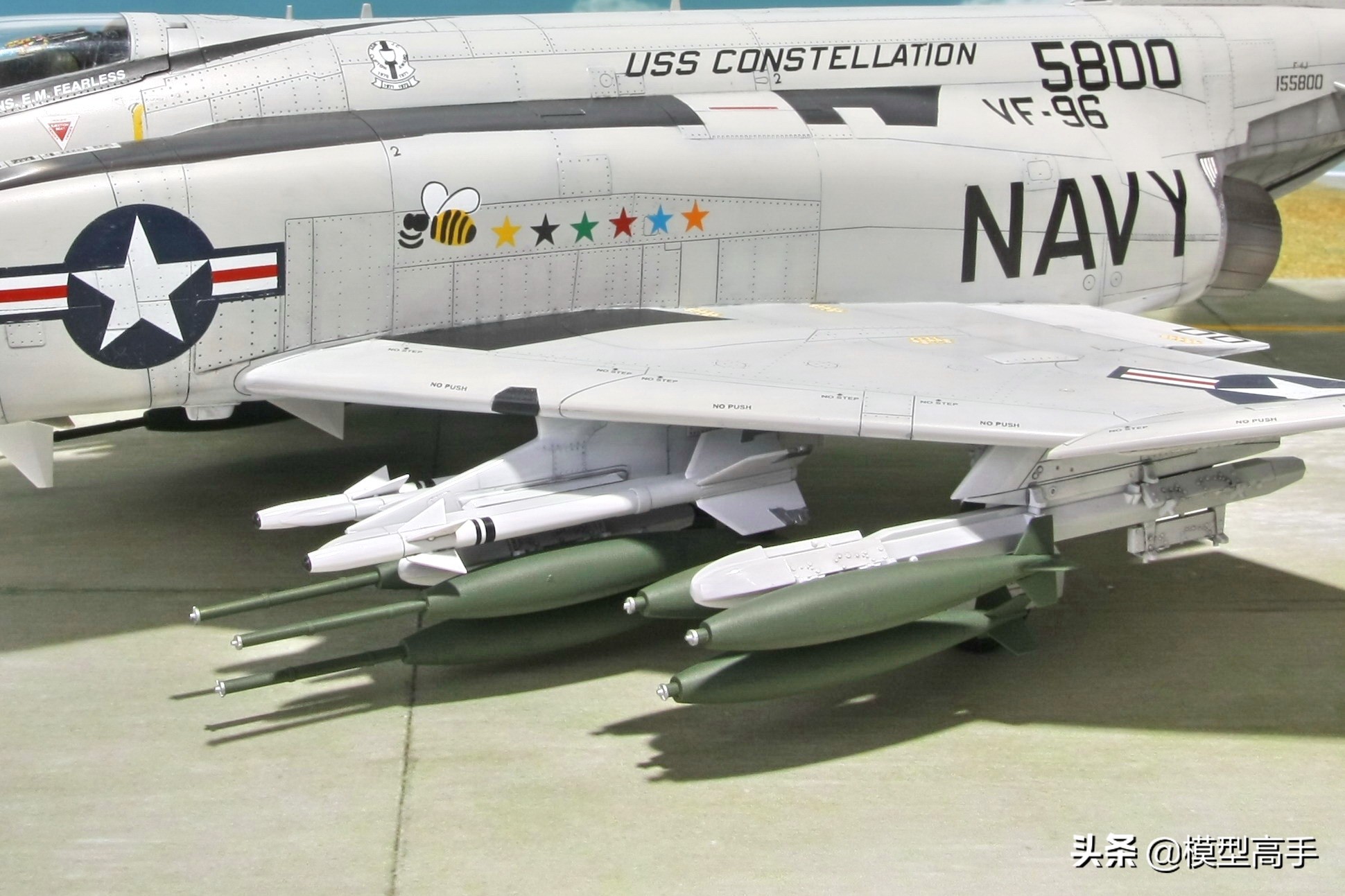 f4战斗机小模型,全尺寸战斗机模型