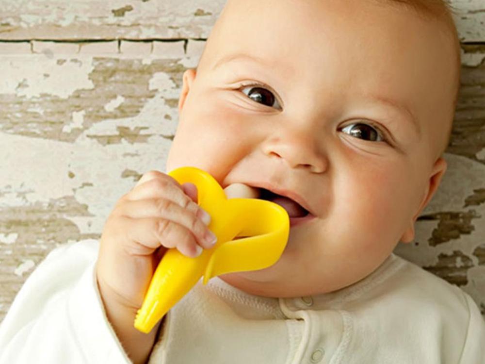 宝宝出牙期入睡困难怎么办,19个月宝宝出牙好疼怎么办