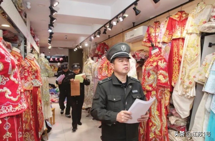 苏州买衣服逛的地方有哪些,去苏州必买的衣服